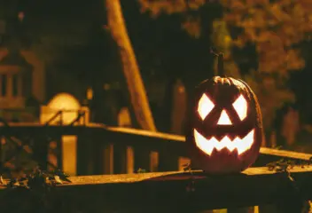 Perilous encounters on a house viewing – BOO!