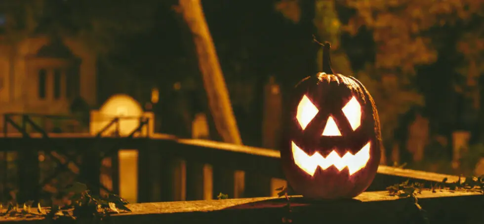 Perilous encounters on a house viewing – BOO!