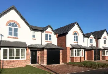 Pros and cons of new build