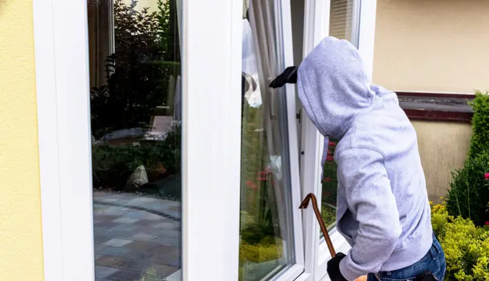 how to stop burglars from targeting your home