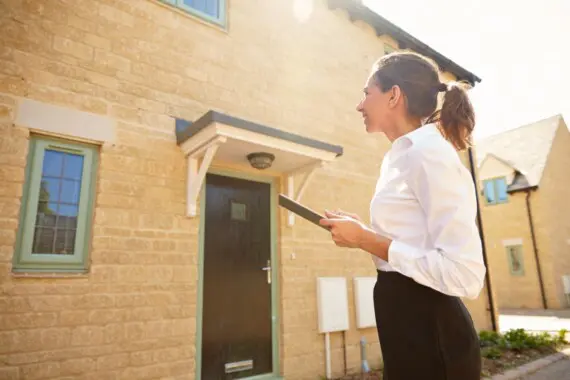 who arranges survey buying house