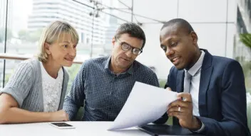 estate agent's mortgage adviser