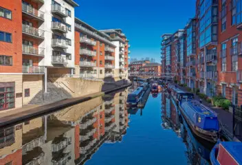 Buying a flat with a short lease