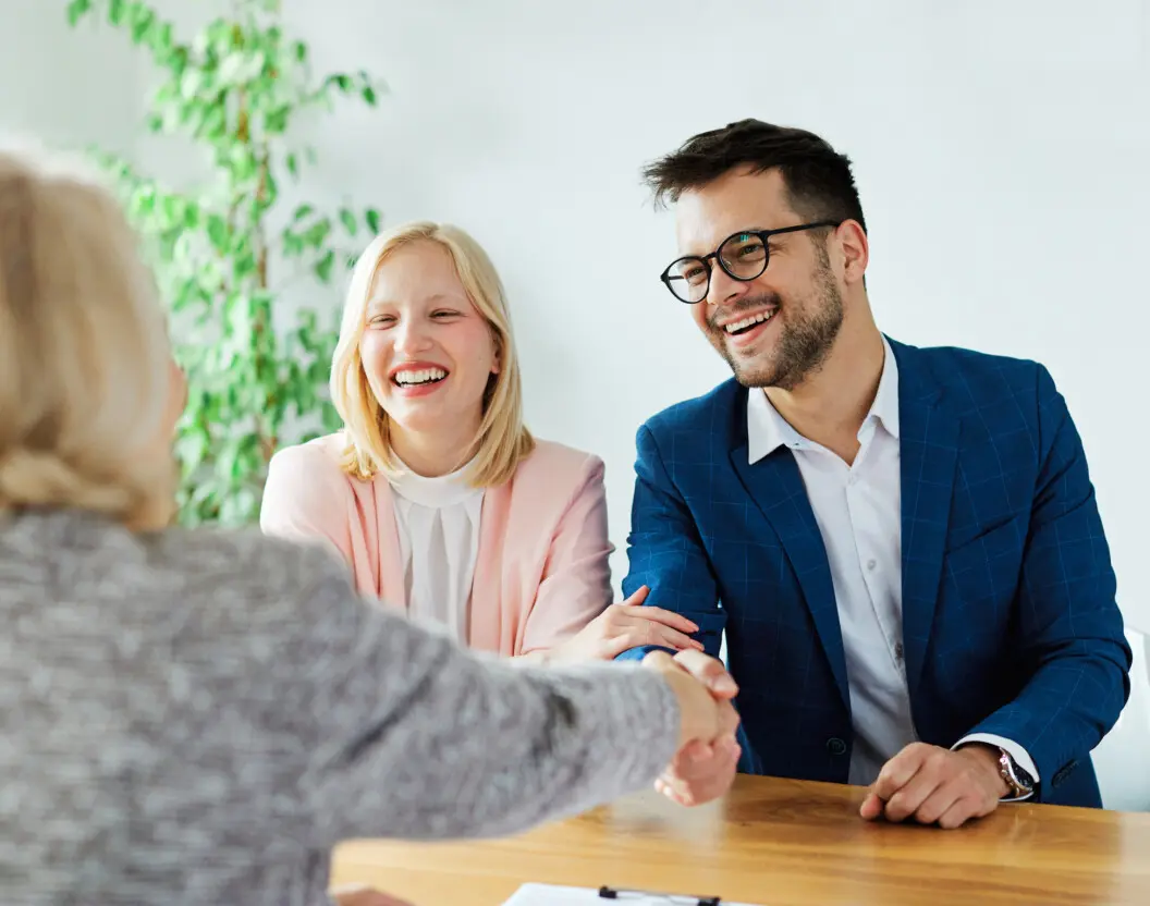 What does a conveyancing solicitor do?