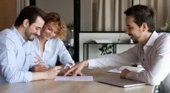 Only 40% of UK adults know what conveyancing is