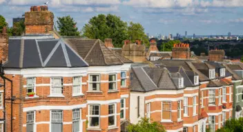 What happens when a leasehold expires?