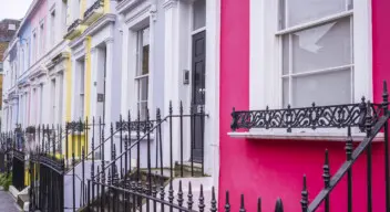 Lease extension costs in 2026