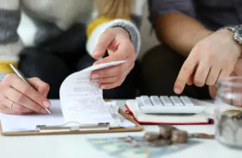 What percentage of income should go to your mortgage?