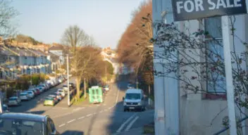 How long should a house be on the market to achieve the best price?