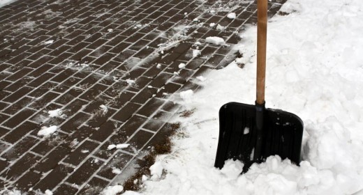 Image of snow shovel