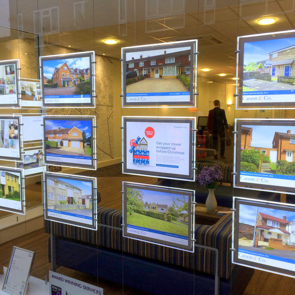 82% of UK adults support government plans for estate agent regulation