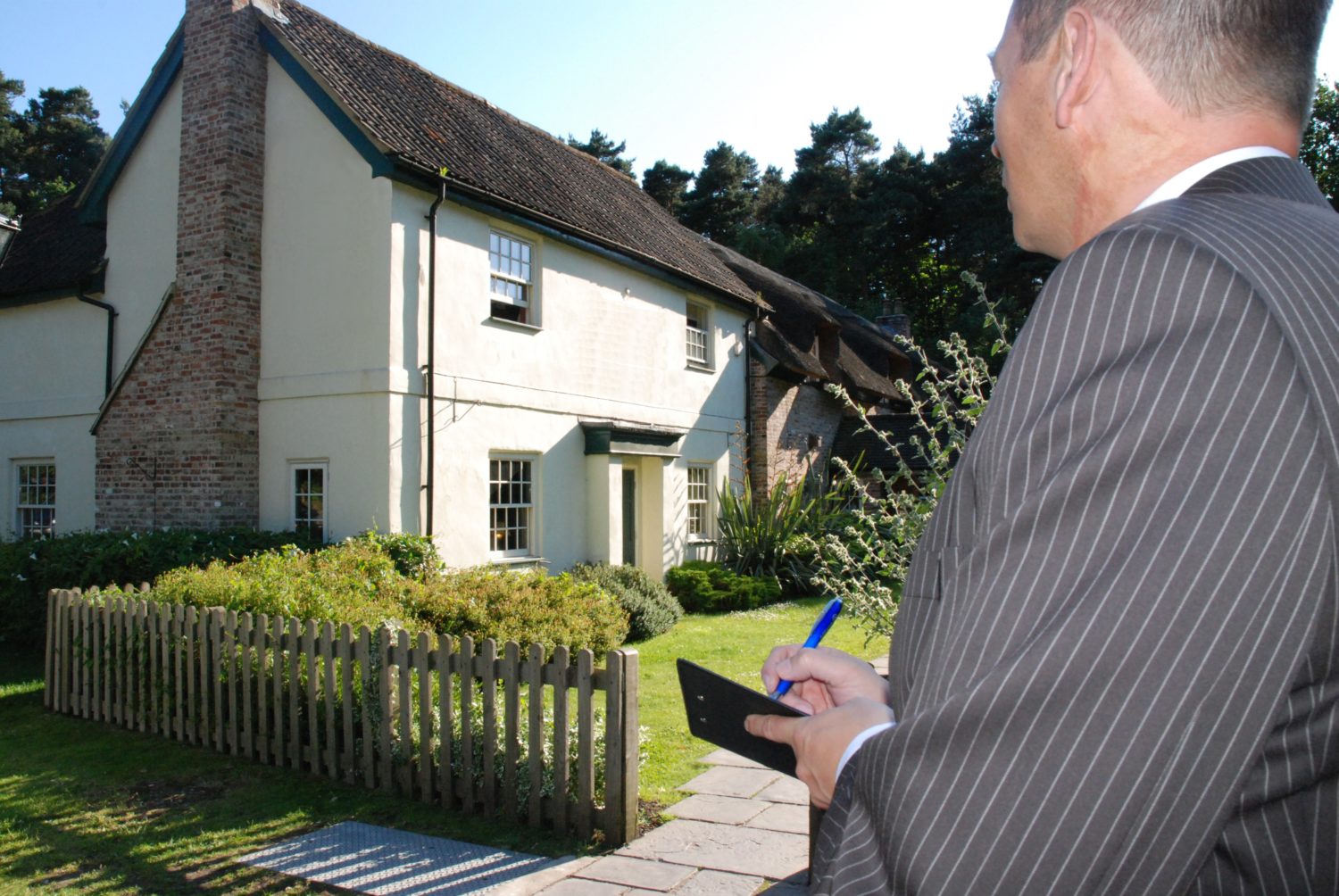 Property Surveys - Understanding 4 Types of Property Surveys