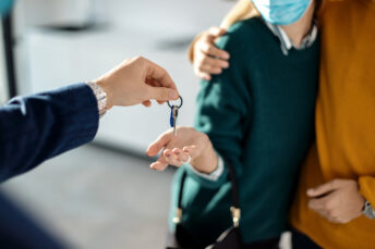 Can I view, buy, sell and move house with Coronavirus restrictions in 2021?