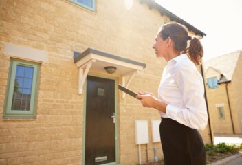 who arranges survey buying house